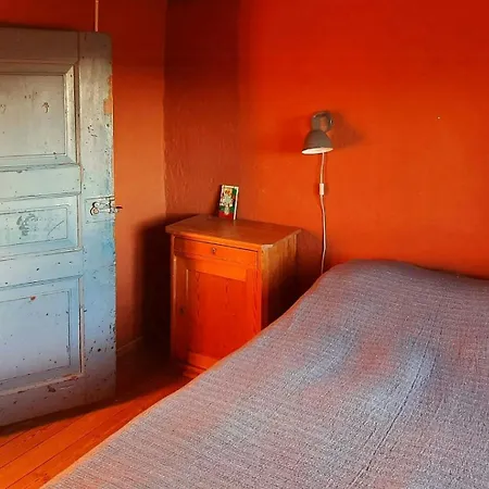 Artist's House With Soul Near Hanklit